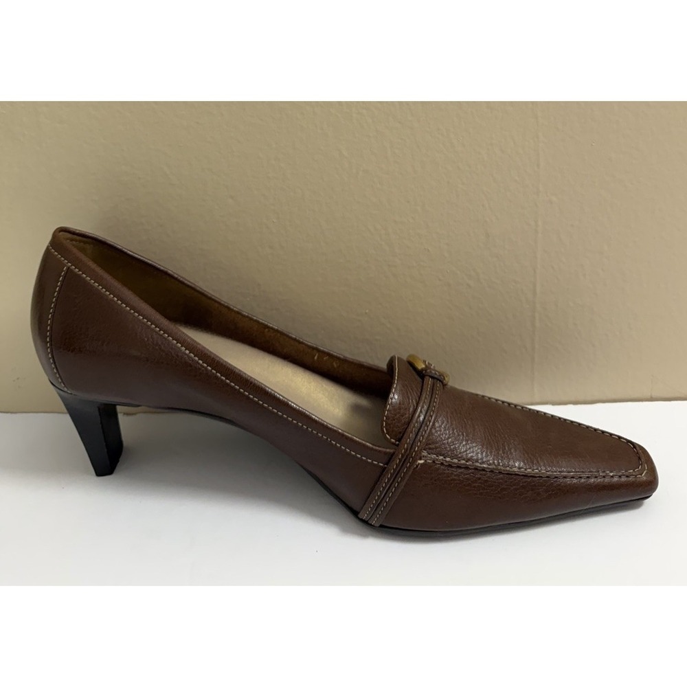 UNISA Pumps Bro Leather Horsebit Kitten Heel 2.5"-3" Women's 10B - Picture 10 of 10